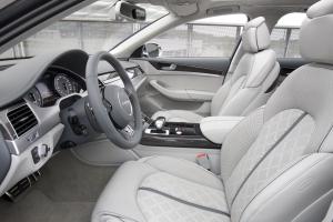 Audi S8 2012 года  (NA)